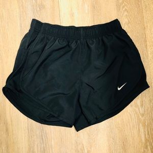 🔅Nike Women’s Running Shorts